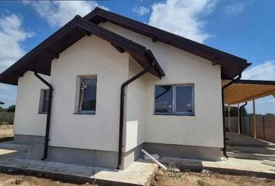 Casă cu 3 camere cu Teren 300 Mp în Clinceni - 4