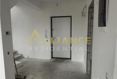 Casă cu 3 camere cu Teren 250 Mp în Central - 7