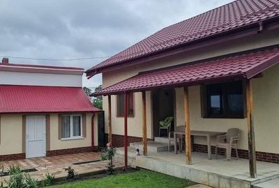 Casă cu 4 camere în Central - 1