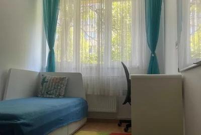 Apartament 3 camere, semidecomandat, 50 mp, ac, metrou aproape, Drumul Taberei Apartament 3 camere, semidecomandat, 50 mp, ac, metrou aproape, Drumul Taberei - 2