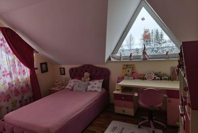 Casă cu 4 camere în Central - 6