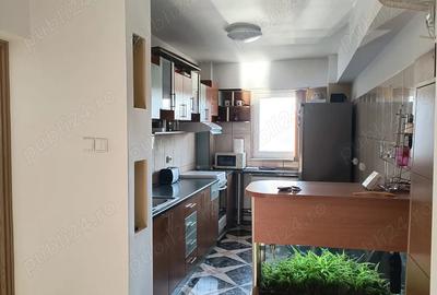 Apartament cu 2 camere decomandat în Tomis Nord - 2