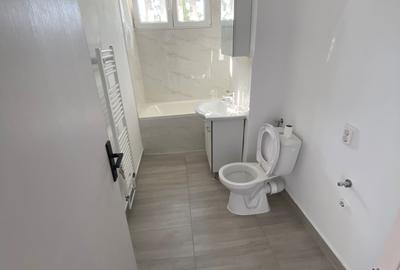 Apartament cu 3 camere decomandat în Central - 8