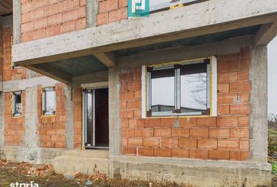 Casă cu 4 camere cu Teren 1726 Mp în Giroc - 2