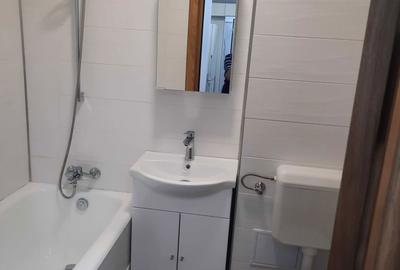 Apartament cu 2 camere decomandat în Magheru - 7
