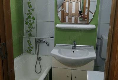 Apartament cu 3 camere semidecomandat în Dacia - 3