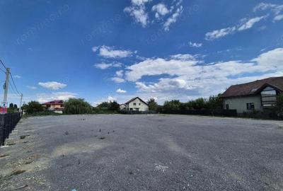 Teren de 2844 mp, în Ferme - 6