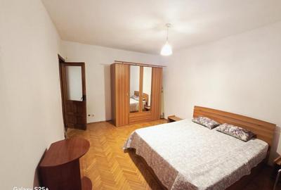 Garsonieră decomandată în Gară