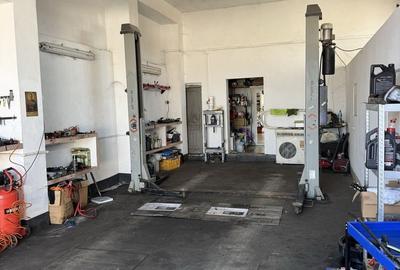 Spațiu comercial, de 80 mp, în Central - 3