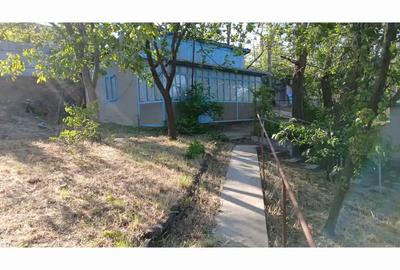 Casă cu 6 camere în Cuca - 1