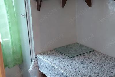 Garsonieră decomandată în Petros - 1