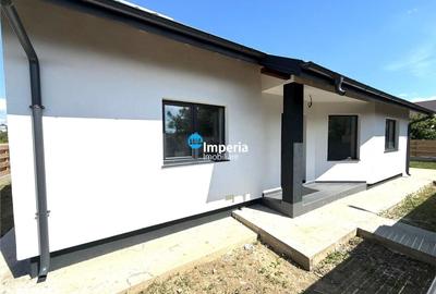 Casă cu 3 camere cu Teren 435 Mp în Ciurea - 2