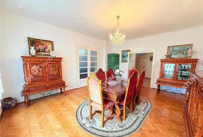 Apartament cu 4 camere la casa cu garaj terasa si curte zona - 1