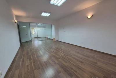 Apartament cu 5 camere decomandat în 1 Mai - 4