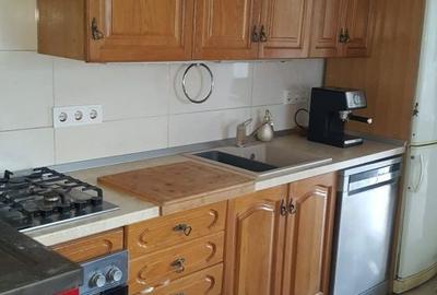 Casă cu 3 camere în Satu Nou de Jos