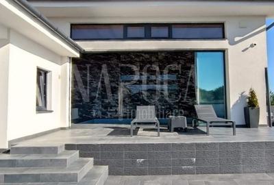 Casă individuală cu 4 camere cu Garaj în Oncea