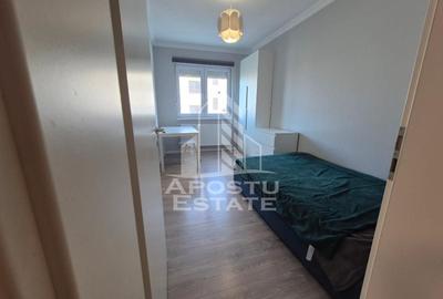 Apartament cu 3 camere semidecomandat, mobilat în Giroc - 5