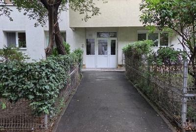 Apartament cu 3 camere decomandat în Pantelimon