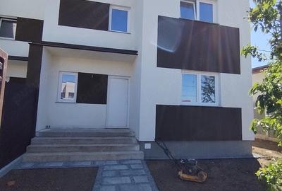 Casă cu 3 camere cu Teren 260 Mp în Giarmata - 1