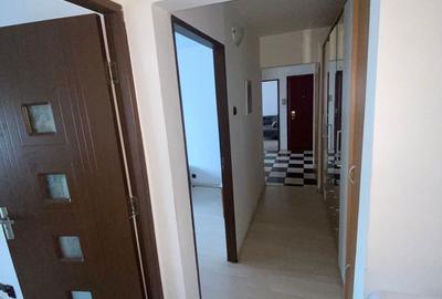 Apartament cu 3 camere decomandat în Rogerius - 7