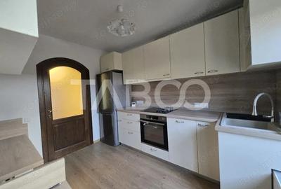 Casă cu 5 camere cu Canalizare în Tineretului - 33