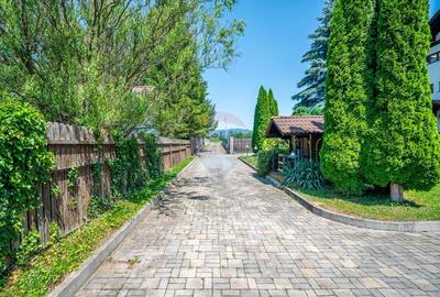 Duplex P+2E cu 7 camere de vânzare in Bușteni , 502 mp teren - 35