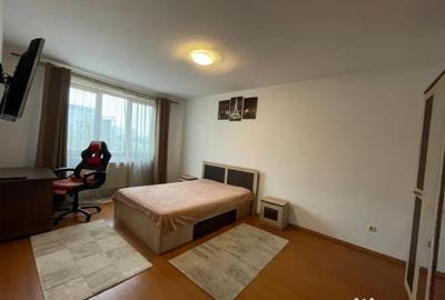Garsonieră decomandată în Central - 5