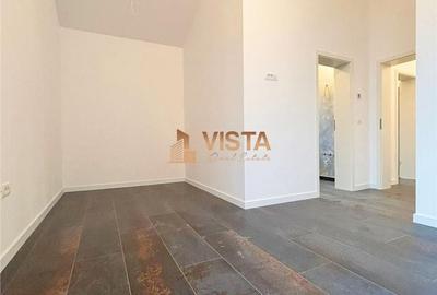 Casă cu 4 camere cu Teren 500 Mp în Central - 3