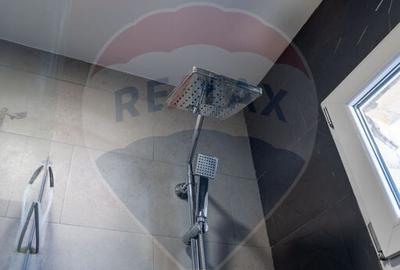 Apartament cu 3 camere semidecomandat în Central - 9