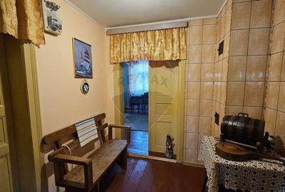 Casă / Vilă cu 3 camere de vânzare-Cacica-Suceava - 40