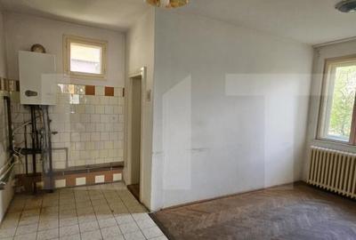 Casa cu 2 apartamente de 3 camere in centru - 3