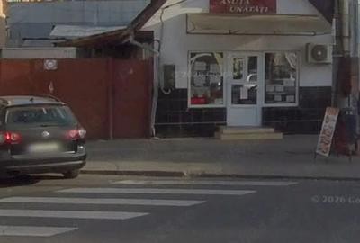 Spațiu comercial, de 50 mp, în Central - 1