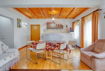 Casa / Vila cu 6 camere de vanzare in zona Cioplea/Predeal - 3