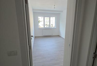 Apartament cu 3 camere decomandat în Central - 8