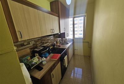 Apartament cu 2 camere nedecomandat, mobilat în Micro III - 6