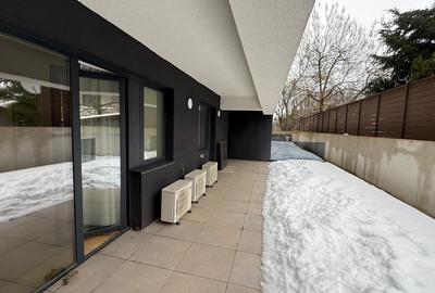 Apartament cu 3 camere decomandat, mobilat în Băneasa