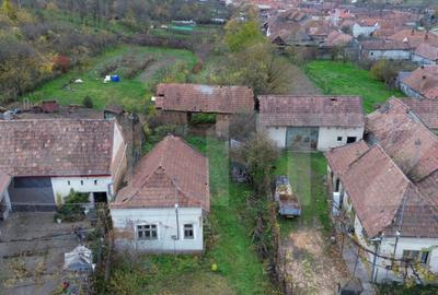 Teren de 1433 mp, în Drâmbar