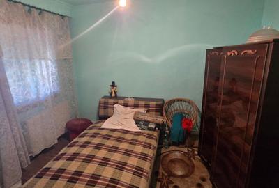 2 camere etajul 4 Piata Moldovei Focsani - 1