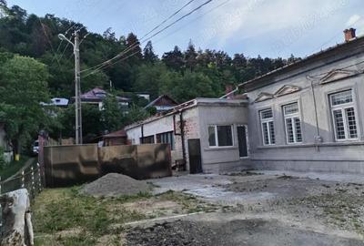 Casă cu 6 camere cu Teren 800 Mp în Central - 5