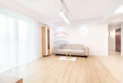 Apartament cu 3 camere semidecomandat în Dămăroaia - 3