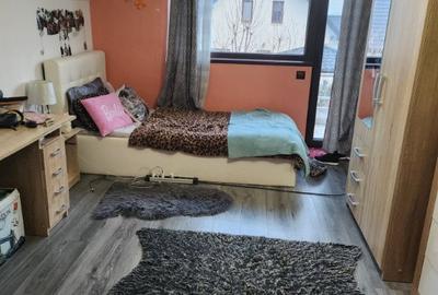 Casă cu 5 camere cu Teren 530 Mp în Dancu