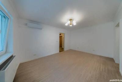 Apartament cu vedere la Bld.Revolutiei, etajul 1, - 2