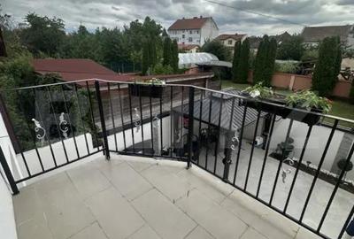 Casă cu 3 camere cu Teren 200 Mp în Titulescu - 10