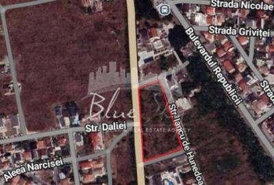 Teren de 5000 mp, în Central - 1