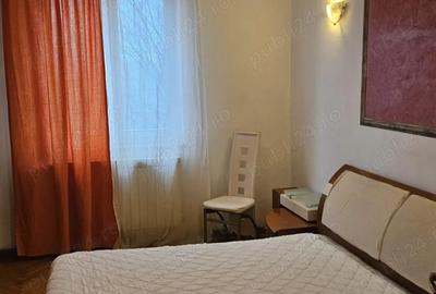 APARTAMENT DE ÎNCHIRIAT CU DOUĂ CAMERE IN ZONA BUCUREȘTI-NOI SEC.1 APARTAMENT DE ÎNCHIRIAT CU DOUĂ CAMERE IN ZONA BUCUREȘTI-NOI SEC.1 - 2