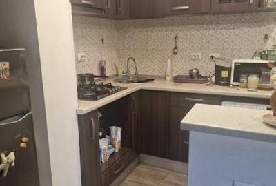 Apartament cu 3 camere semidecomandat, mobilat în Rahova - 4