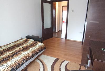 Apartament cu 3 camere decomandat în ICIL - 12
