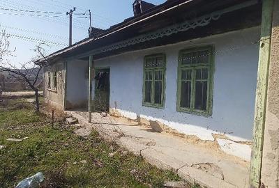 Teren de 1534 mp, în Greci - 2