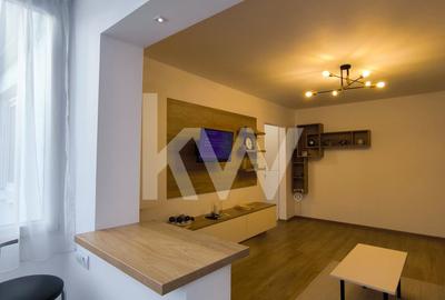 Apartament cu 2 camere semidecomandat, mobilat în Tractorul - 3