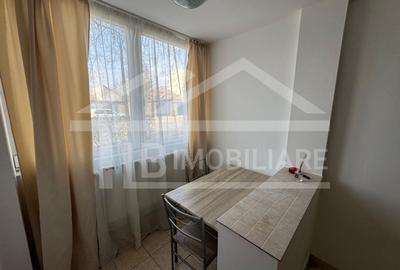 Garsonieră decomandată în Dacia - 4